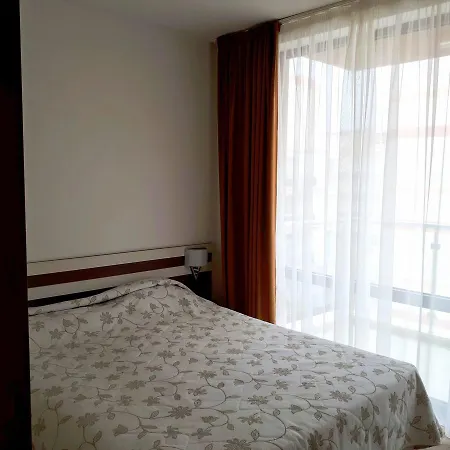 Tarsis Sunny Beach Apartament