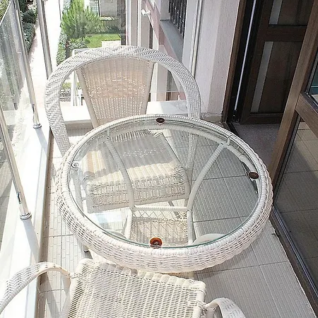 Tarsis Sunny Beach Apartament *