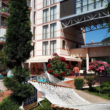 Tarsis Sunny Beach Apartament *